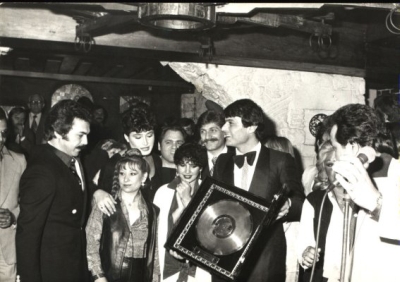 FERDİ ÖZBEĞEN - Yeni aranjörler müzisyen değil teknisyen diyor !