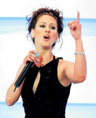 NİRAN ÜNSAL , GÖÇEBE Oldu 