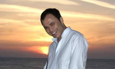 ÜMİT SAYIN , Mai'yi anlatıyor