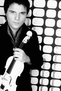 SUAT SUNA -  Leyla'sını Arıyor