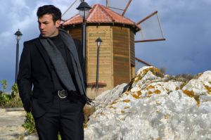 ALİÇO , Kalbindeki resimleri anlatıyor.