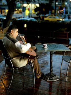 METİN ÖZÜLKÜ , Müzik sanat severlikten değil para severlikten yapılıyor