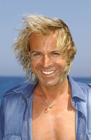 SONER ARICA - Erotizm Aşkın Doğasında Var