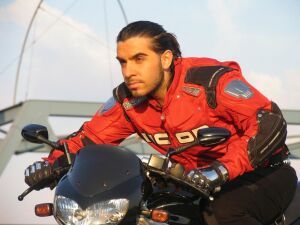 İSMAİL Y.K. -  2006 Yılının en çok satan albümü