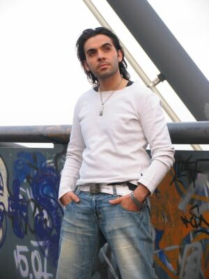 İSMAİL Y.K. -  2006 Yılının en çok satan albümü