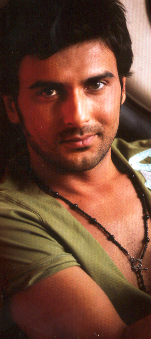 GÖKHAN TEPE  -    Yüreğine sesleniyor