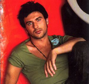 GÖKHAN TEPE  -    Yüreğine sesleniyor