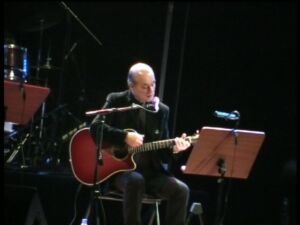 VEDAT SAKMAN , Aşıkların ve aşk şarkılarının üstadı;