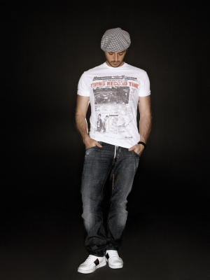 GÖKHAN ÖZEN  - Bize Aşk Lazım Diyor ve Ekliyor 