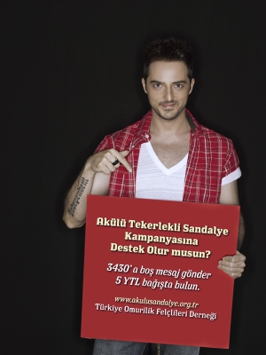 GÖKHAN ÖZEN  - Bize Aşk Lazım Diyor ve Ekliyor 