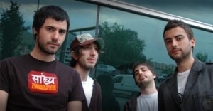 GECE   -  Alternatif Rockun Yeni Gözbebeği 