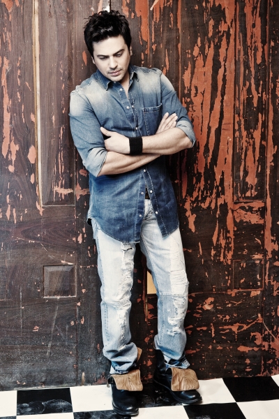 EMRE ALTUĞ -  Çifte Kavrulmuş Geldi