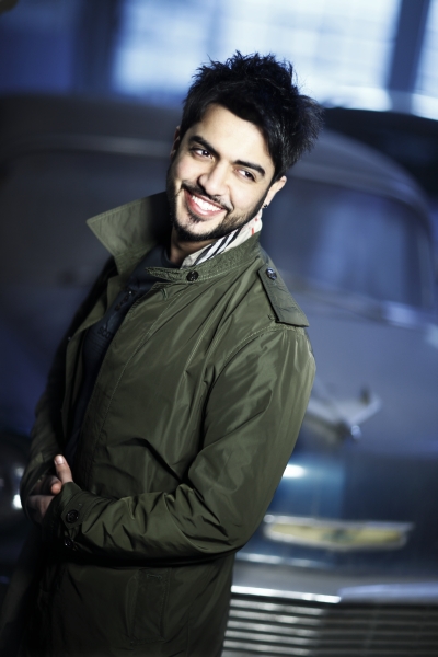 YUSUF GÜNEY -  Aşka İnat Yapıyor