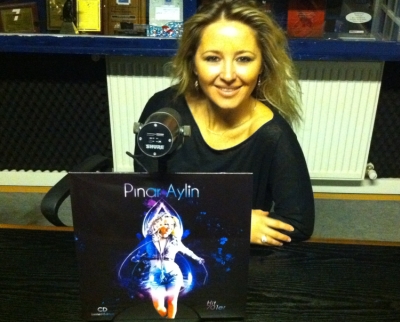 PINAR AYLİN - Bu albüme nostalji demeyin !