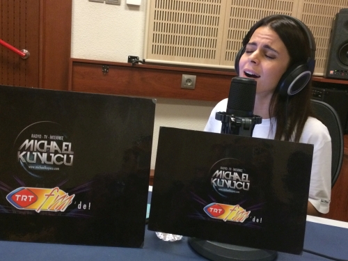 Simge Mış Mış'ın Hikayesini Anlatıyor