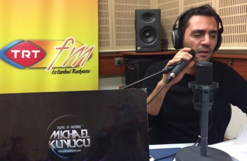 Yaşar İpek Pop Şarkılarından Oluşan Albümünü Anlatıyor