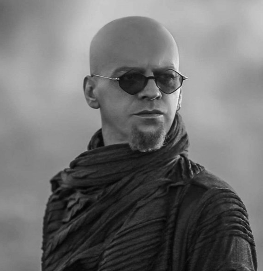 Okay Barış müziğe nasıl merhaba dediğini ve 