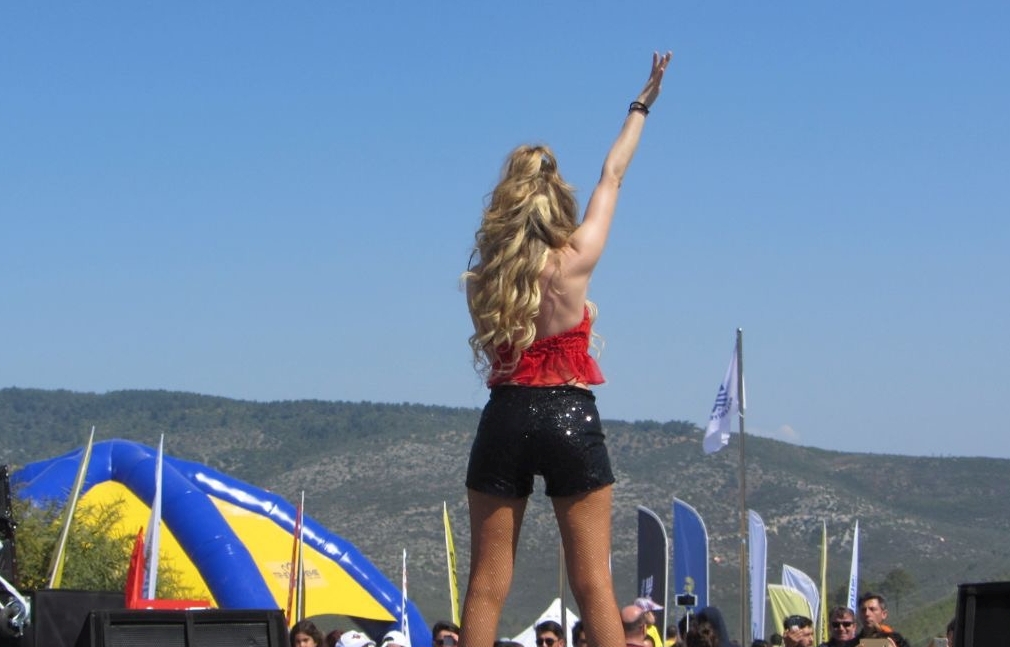 Bodrum'lu Gülsen Karatoprak Müzik Dünyasını Sallayacak