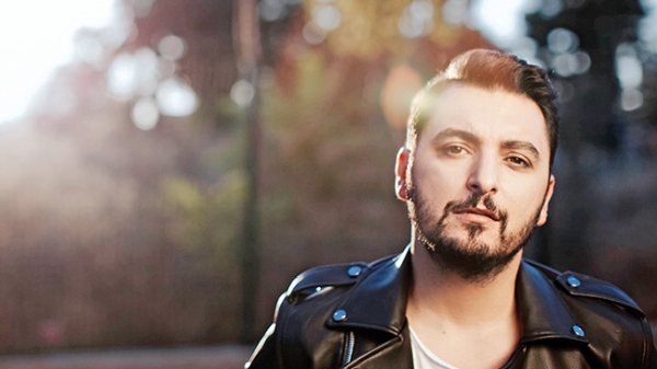 Vural Kaya Fotoğrafçılıktan Müziğe Geçişini Anlatıyor