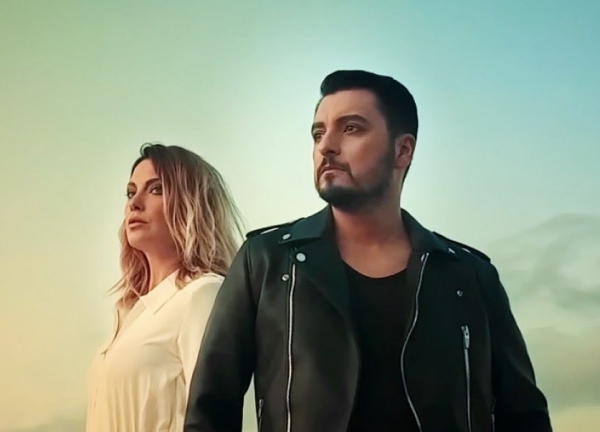 Vural Kaya Fotoğrafçılıktan Müziğe Geçişini Anlatıyor