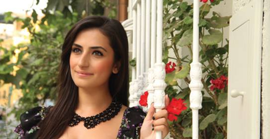 Yaprak Sayar – Musiki ile Cazı Buluşturdu