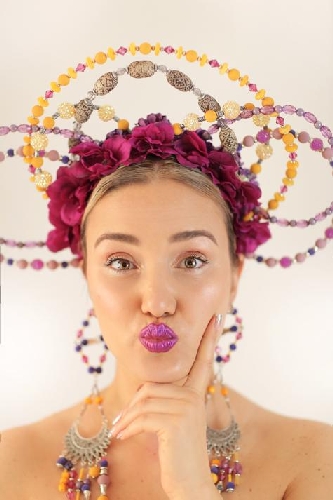 Ezgi Ayçe'nin Ateş Böceği