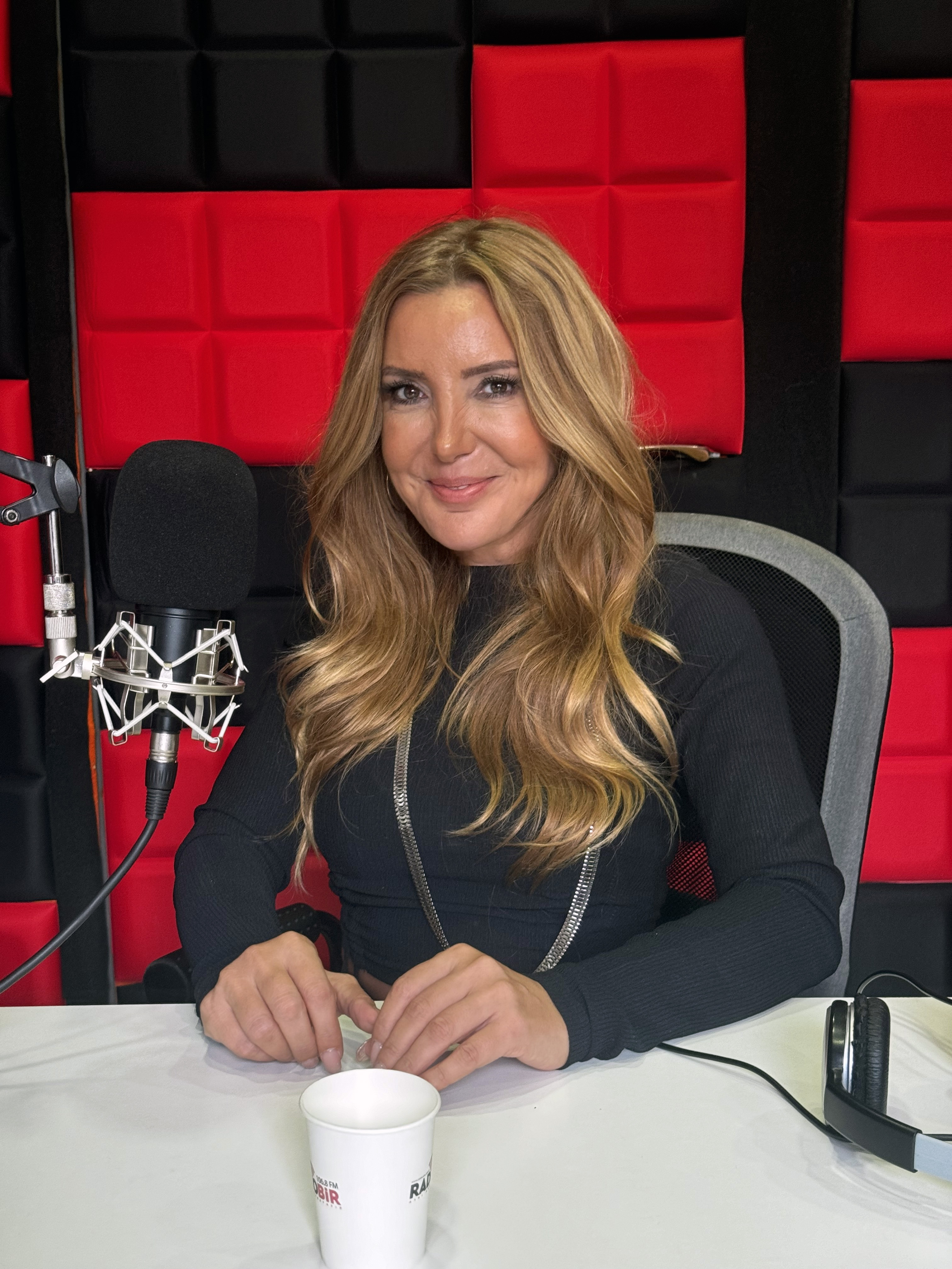 Ayşen: Türkiye Dışında Hiçbir Ülke Adına Eurovision'a Katılmam Ayşen: Türkiye Dışında Hiçbir Ülke Adına Eurovision'a Katılmam