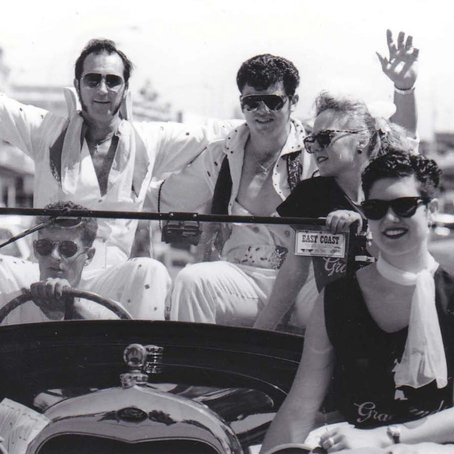 Çölün Ortasında Doğan Bir Efsane: Parkes Elvis Festivali