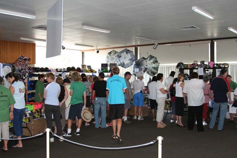 Çölün Ortasında Doğan Bir Efsane: Parkes Elvis Festivali