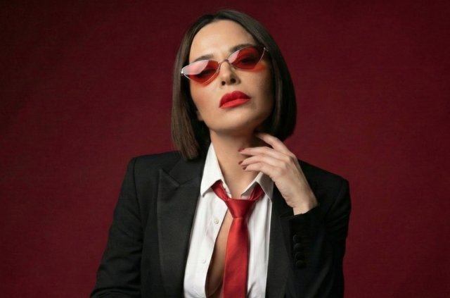 Reyhan Karaca'dan 'Ağla Gönlüm'