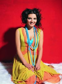 GÖKSEL , Arka Bahçesini Anlatıyor