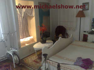 Michael Show .NET Zeki Müren Müzesini Ayağınıza Getiriyor.