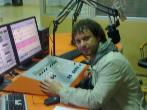 Özgün RADYO MEGA'ya  DJ oldu