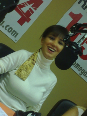 Nadide Sultan Radyo MEGA DJ yi Oldu
