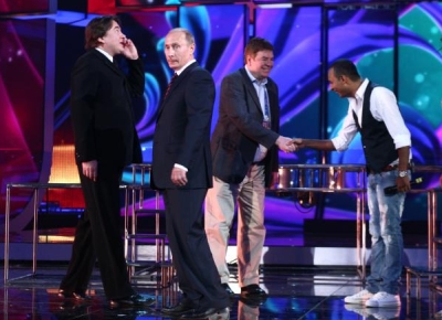 Putin Eurovision Kampını Ziyaret Etti Putin Eurovision Kampını Ziyaret Etti