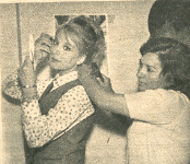 Nostalji : Filiz Akın'ı annesi anlatıyor (Temmuz / 1963) Nostalji : Filiz Akın'ı annesi anlatıyor (Temmuz / 1963)