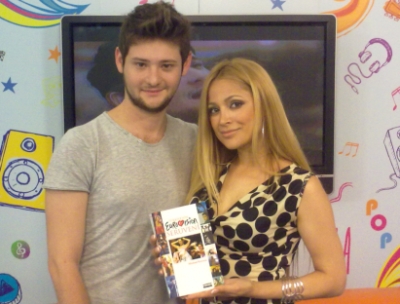 Ell & Niki Michael Kuyucu'ya Konuştu Ell & Niki Michael Kuyucu'ya Konuştu