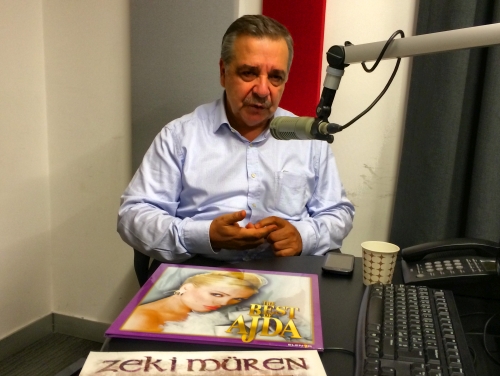 Muhteşem Candan : Türkiye'nin En Büyük Starı Ferdi Tayfur'dur Muhteşem Candan : Türkiye'nin En Büyük Starı Ferdi Tayfur'dur