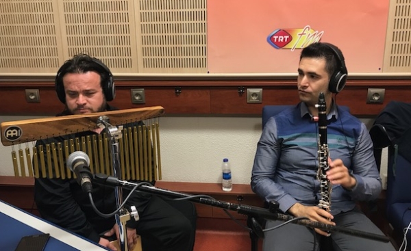 Özge Doğru: Ben Ona Buna Kanun Çalmak İçin Okumadım Özge Doğru: Ben Ona Buna Kanun Çalmak İçin Okumadım