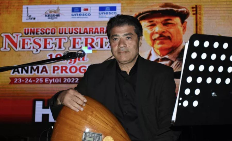 Neşet Ertaş'ın Çocukları Neşet Ertaş Filminden Kaç Para Aldı? Neşet Ertaş'ın Çocukları Neşet Ertaş Filminden Kaç Para Aldı?