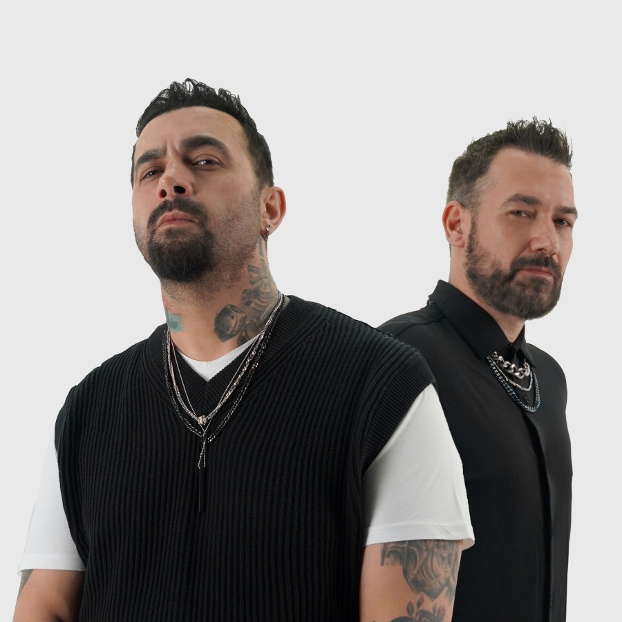 PERA 8.Albümünde  Yeniden Doğuyor  PERA 8.Albümünde  Yeniden Doğuyor