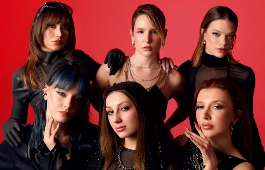 Sessiz ve Derinden Gelen Bir Başarı Hikayesi :  MANİFEST