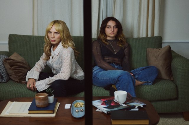 Sertab Erener  Sena Gül ile Kalplere Dokunacak 