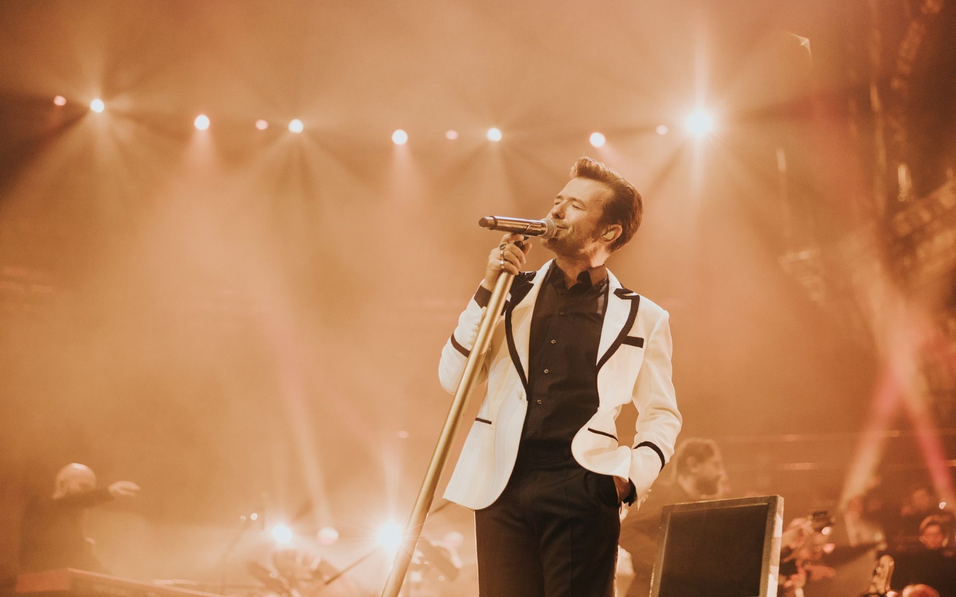 Yalın'dan Royal Albert Hall Canlı Kaydı!