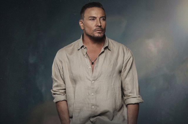 Cenk Eren  Ferdi Özbeğen'in Hangi Şarkısını Coverladı