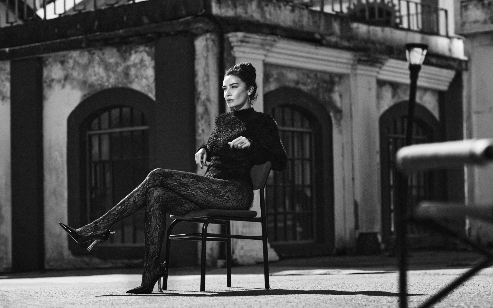 Sıla'dan Yeni Albüm: 'Kafa Yüksek Kalp Kırık'