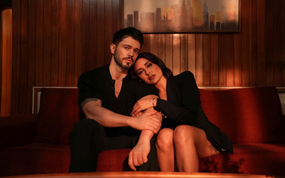 Murat Boz ve Melek Mosso'dan Sürpriz Düet!