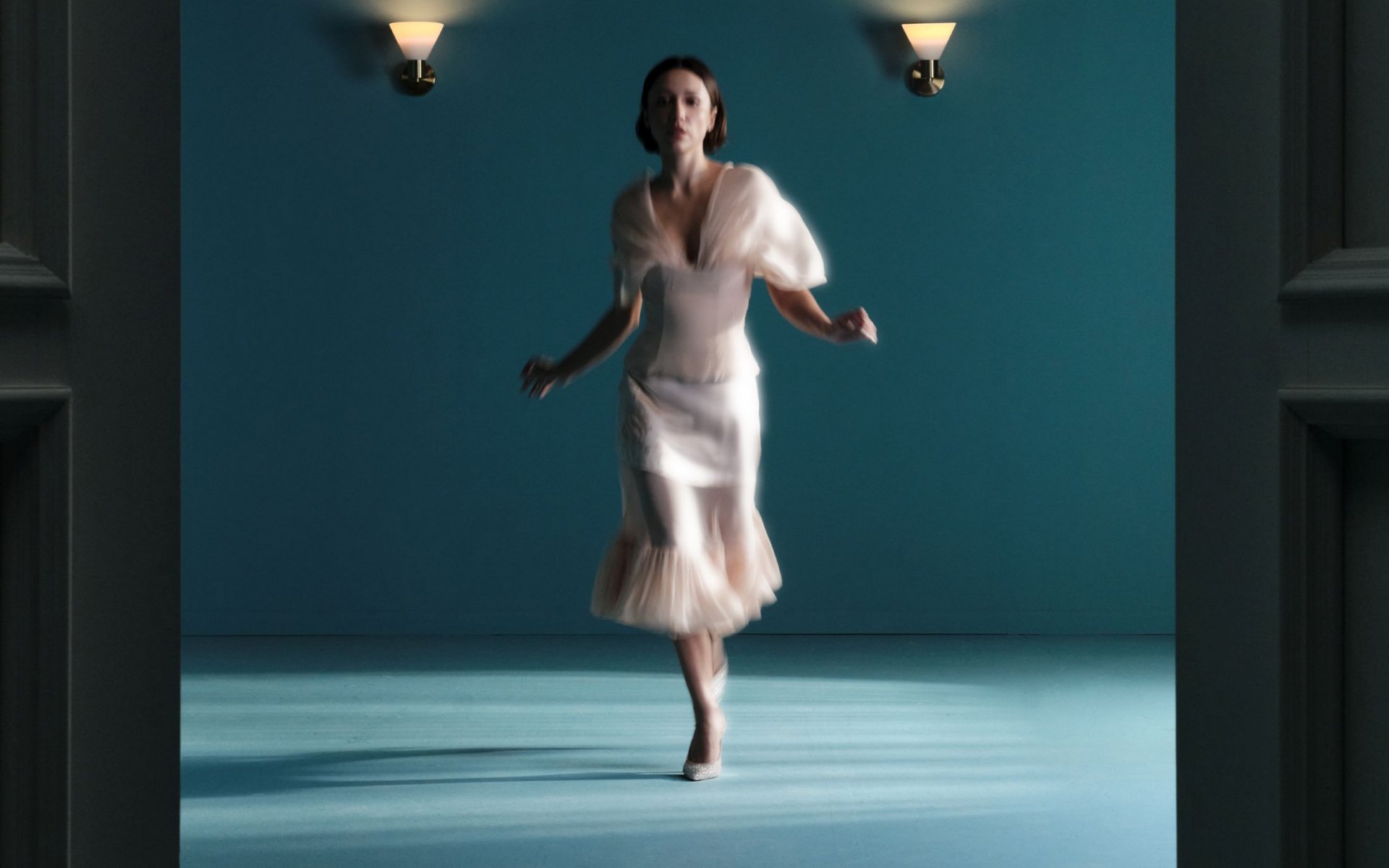 Zeynep Bastık, Özlem Duygusunu Anlatıyor!