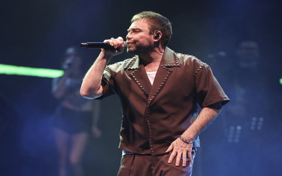 Murat Dalkılıç Sahnelere Geri Döndü 